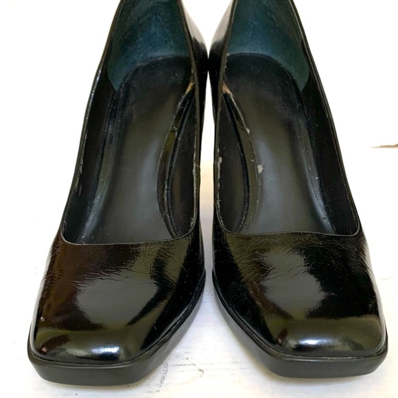 Black real patent leather square toe shoes with platform and light block heels - Picture 3 of 8